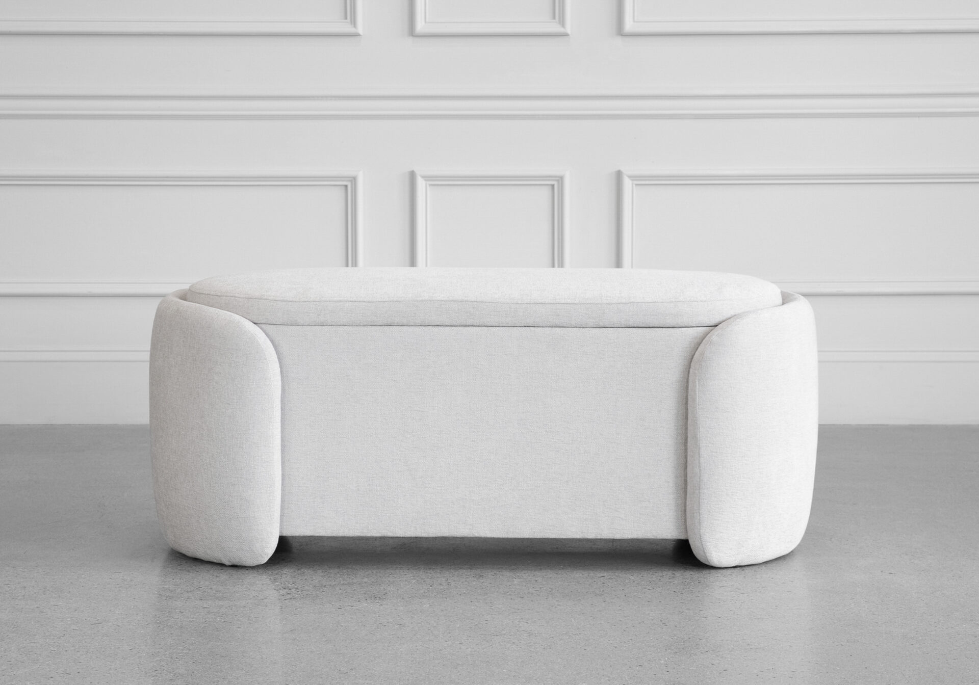 Alexa Bench in Maskat Clay - Front