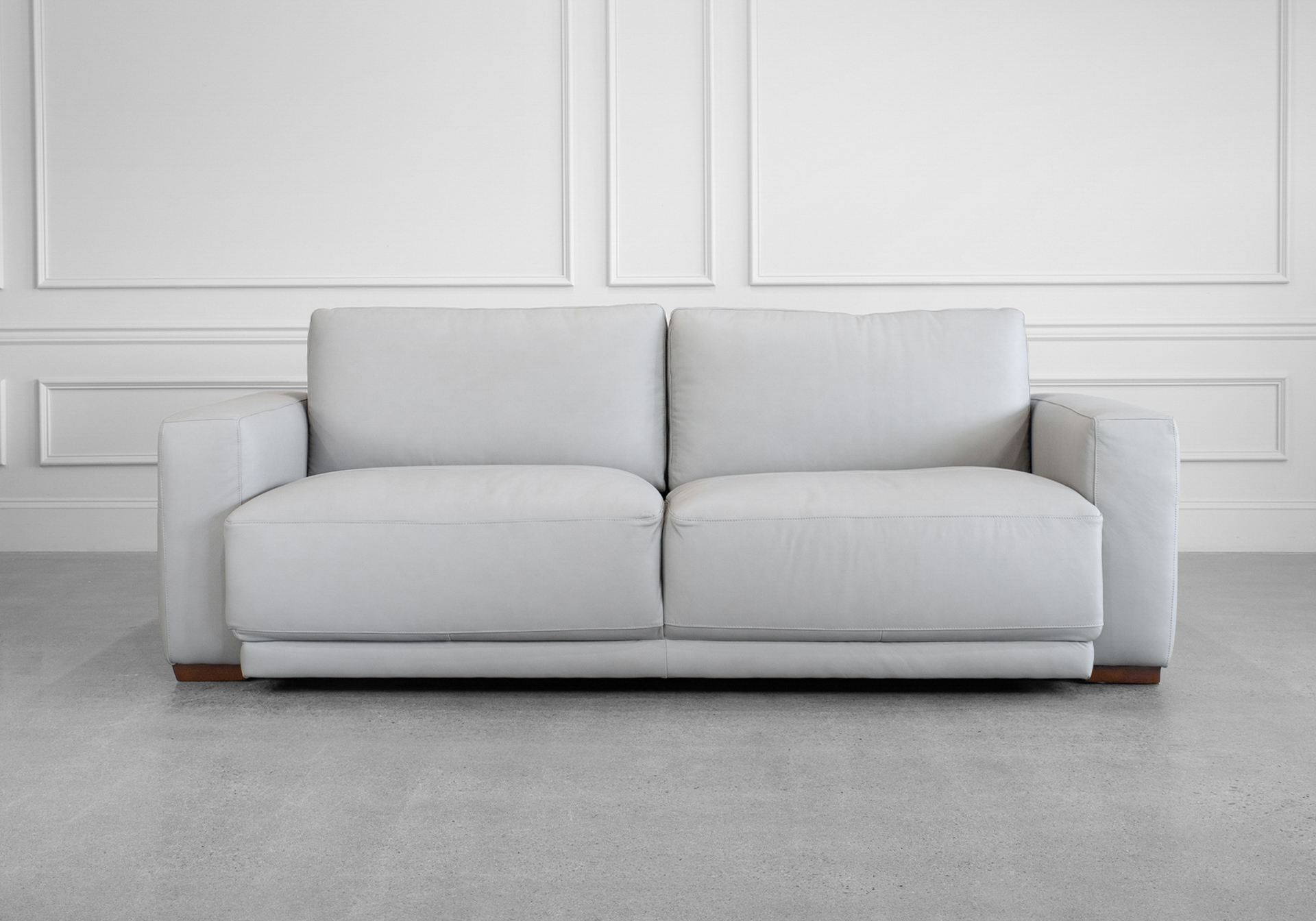 Sarasota Leather Sofa in Light Grey - Front