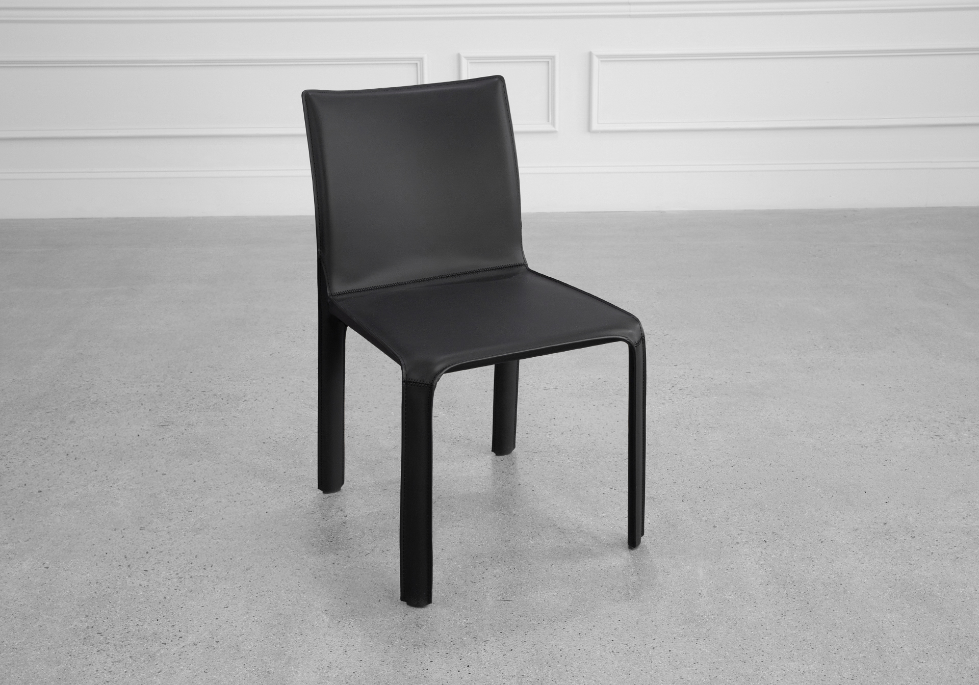Eleena Dining Chair in Black Eleena Dining Chair in Black
