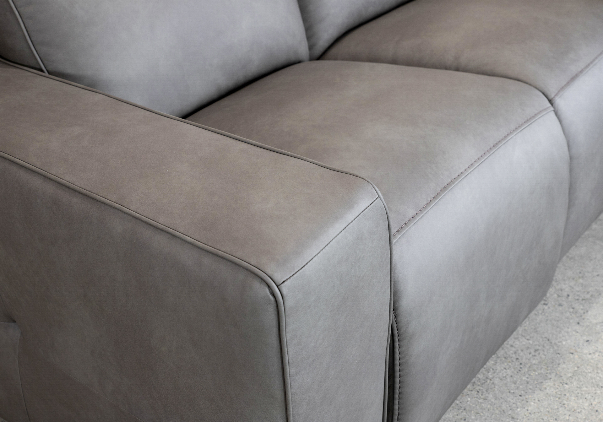 Jackson Leather Loveseat in Dark Grey - Close Up Jackson Leather Loveseat in Dark Grey - Close Up