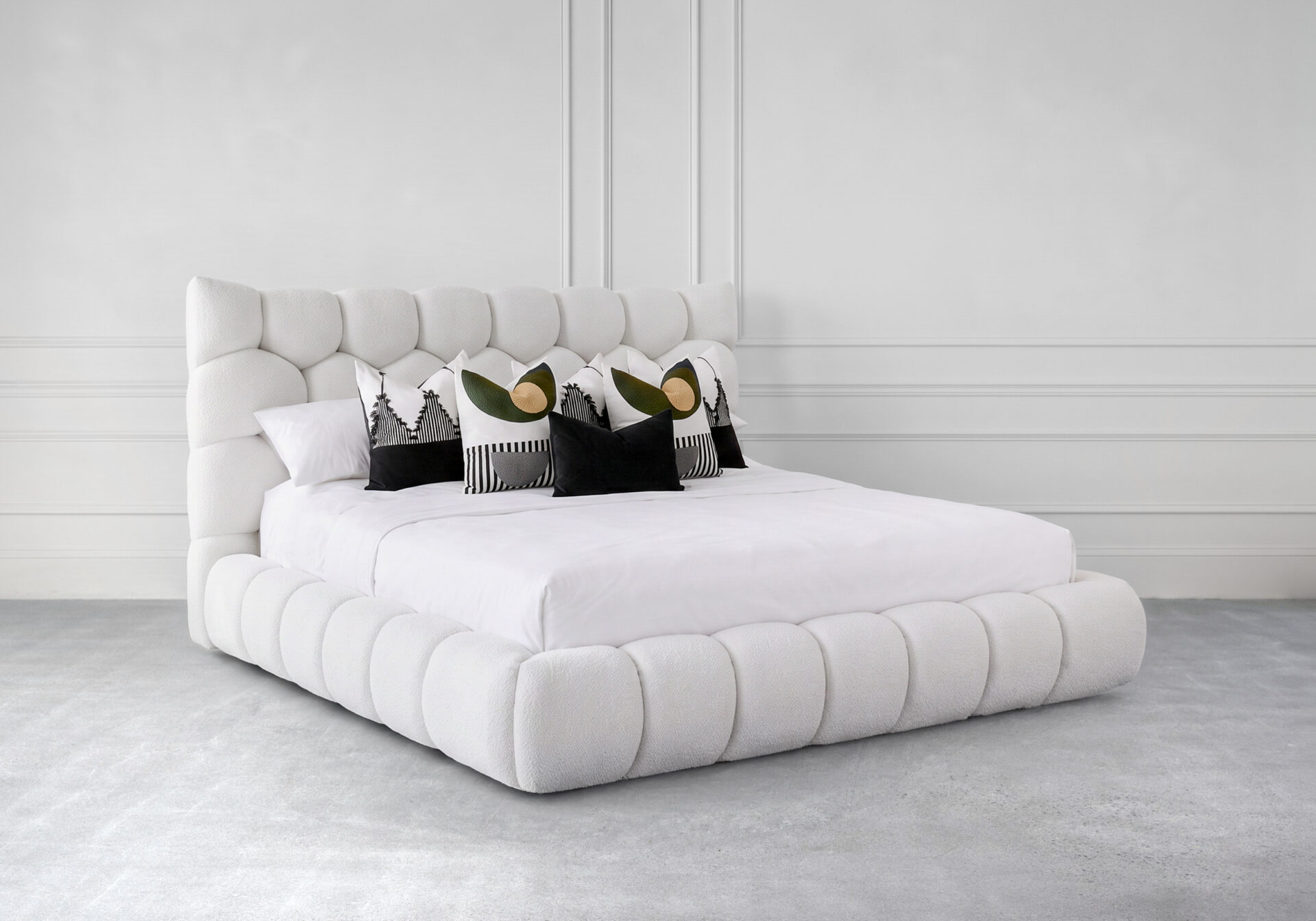 Rollo Bed - Angle
